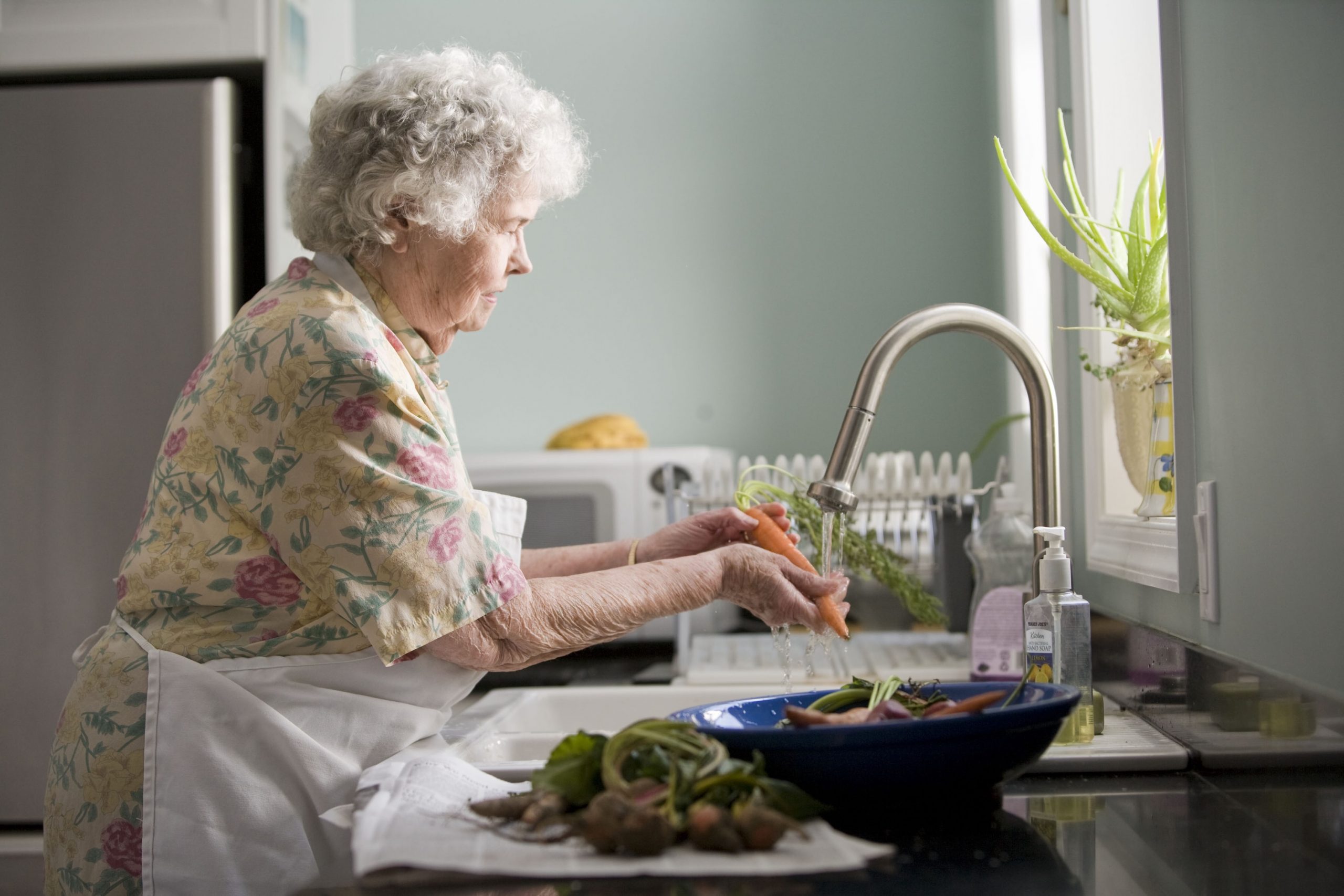 We round up the best and most useful kitchen gadgets and utensils that can help and aid the elderly and disabled in the kitchen.